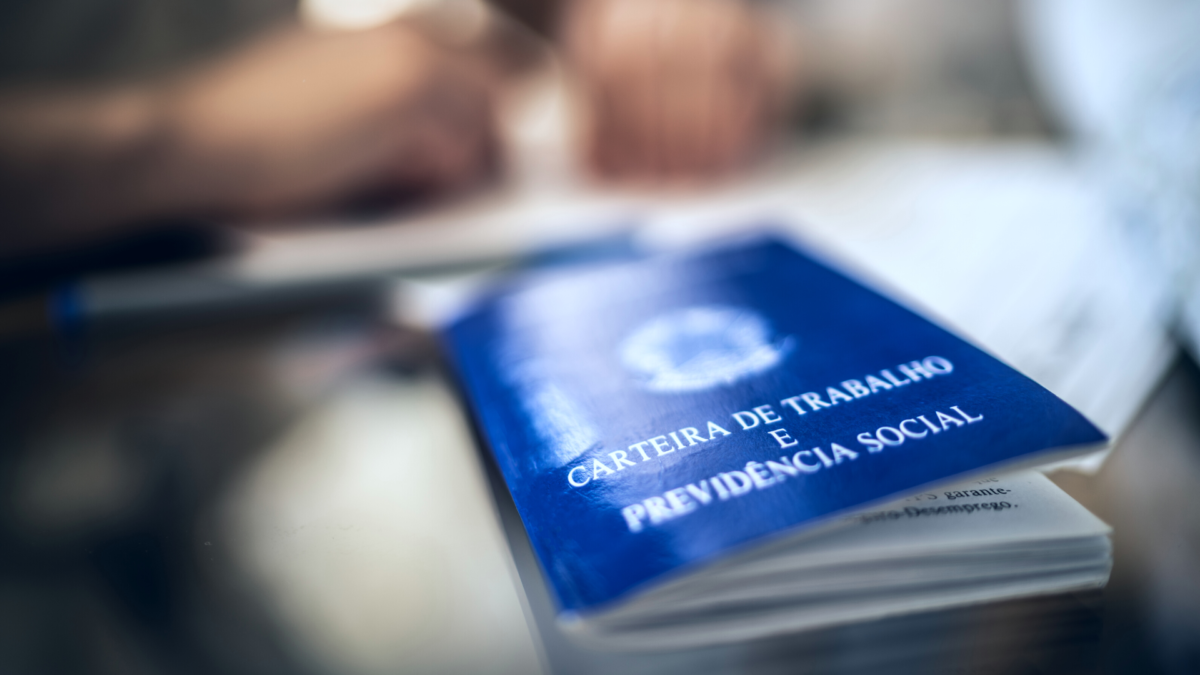 Como quitar as dívidas estando desempregado?